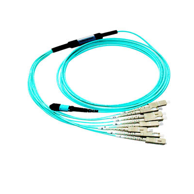 40G 100Gネットワークの塗布のためのOM3 MPOの馬具ケーブル